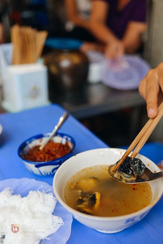 Bun oc nguoi Ha Noi, mon dac san nhieu nguoi khong biet-Hinh-4